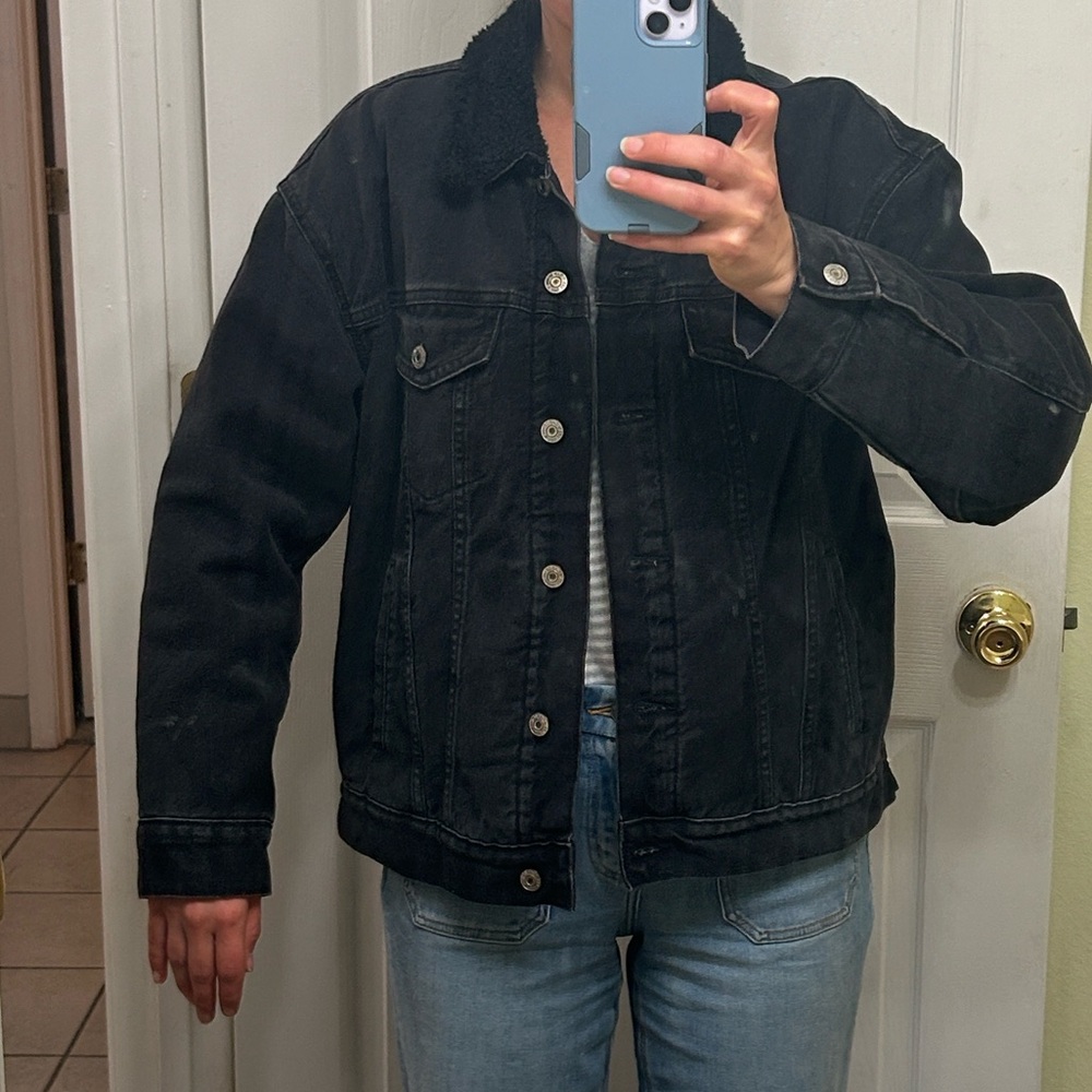 Gap oversized black denim Sherpa jacket size Small - Picture 11 of 11